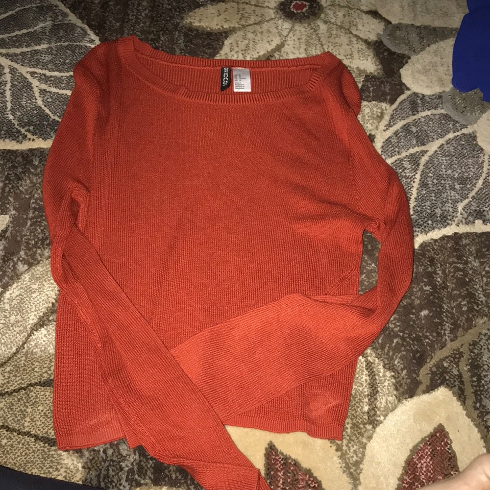 Used a couple times knit sweater.